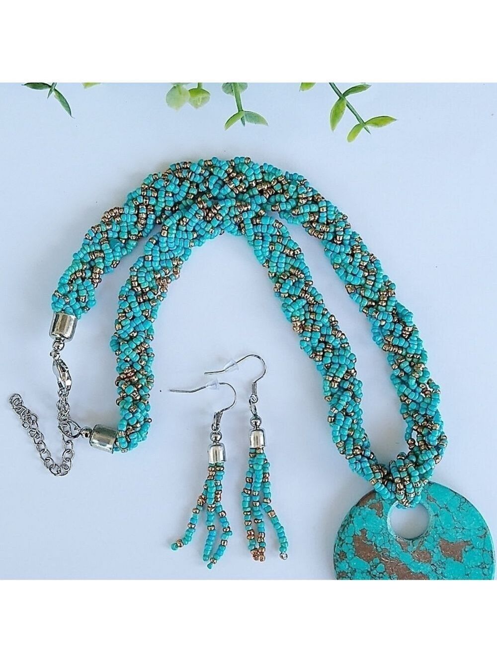 New Faux Turquoise Seed Beads Necklace Set ♥️ - Picture 3 of 7